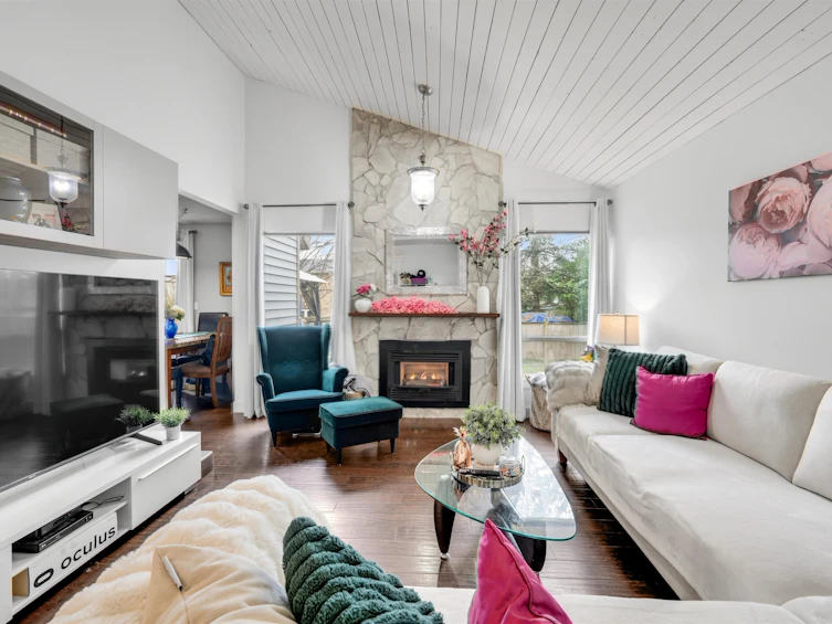 6074 E Greenside Drive, Surrey, BC, V3S 5M8 - 3