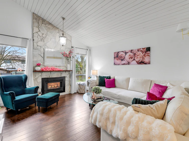 6074 E Greenside Drive, Surrey, BC, V3S 5M8 - 4