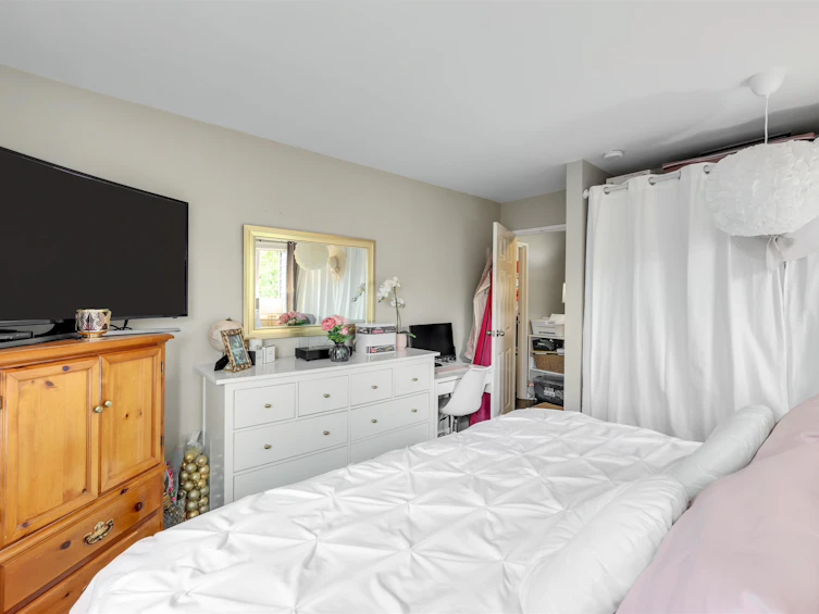 6074 E Greenside Drive, Surrey, BC, V3S 5M8 - 14
