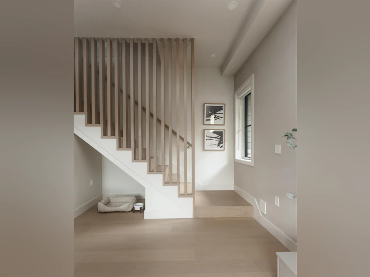 2136 E 10th Avenue, Vancouver, BC, V5N 1Y1 - 10