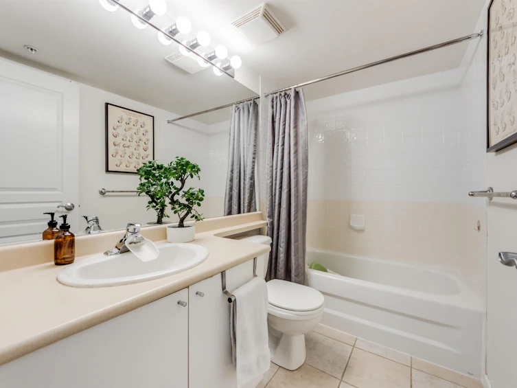 212-3278 Heather Street, Vancouver, BC, V5Z 4R9 - 15