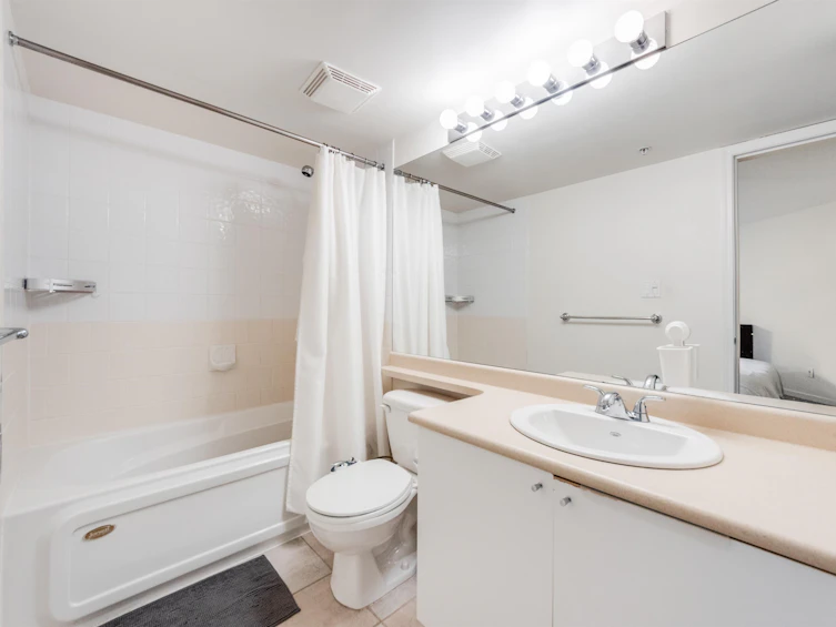 212-3278 Heather Street, Vancouver, BC, V5Z 4R9 - 12