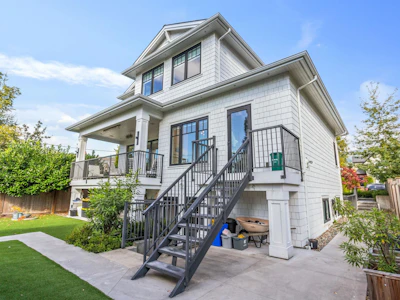 345 E 20th Street - 4