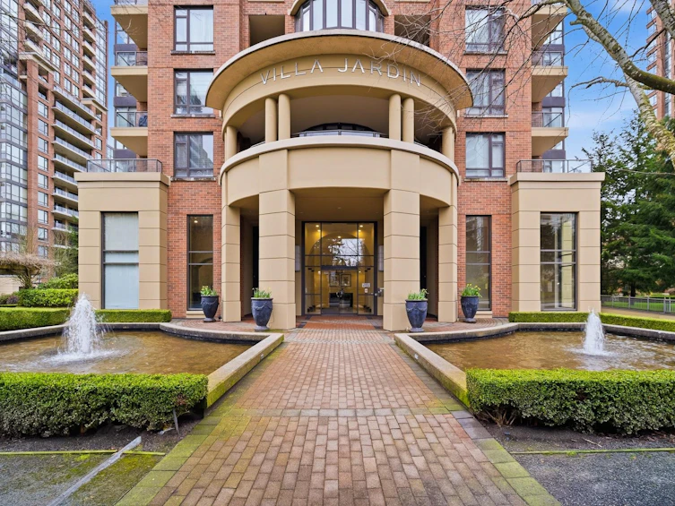 1801-6833 Station Hill Drive, Burnaby, BC, V3N 5E1 - 32