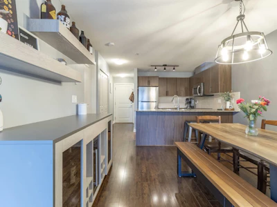 C111-8929 202 Street - 5
