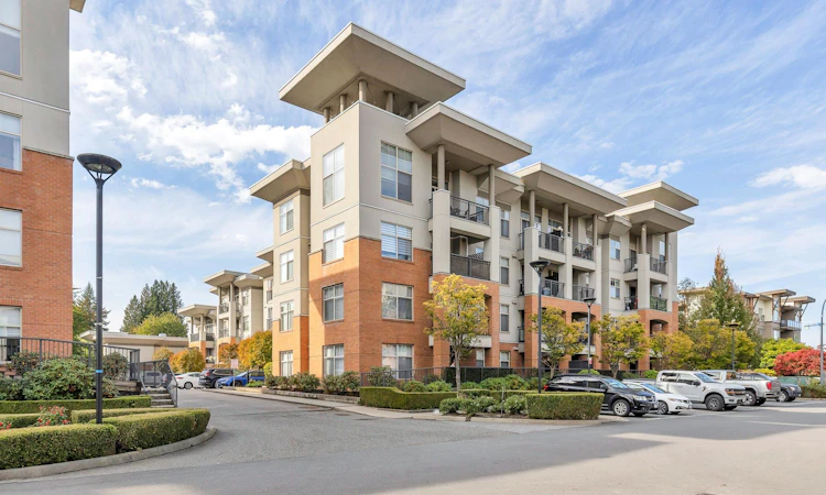 216-33546 Holland Avenue