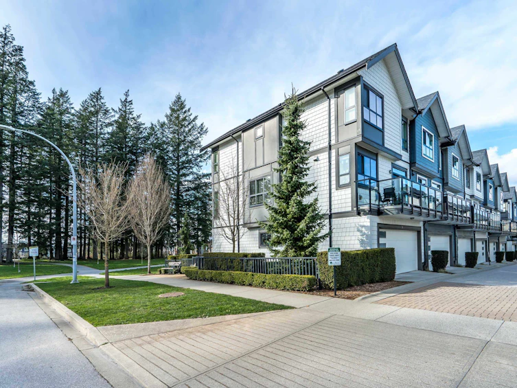 33-16760 25 Avenue, Surrey, BC, V3Z 0W4 - 35
