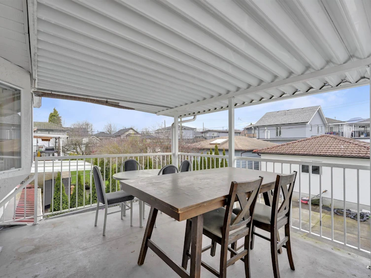 3153 Parker Street, Vancouver, BC, V5K 2V4 - 15