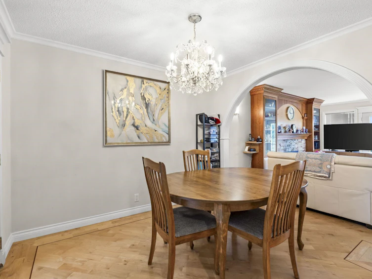 317 Gloucester Court, Coquitlam, BC, V3K 5S6 - 9