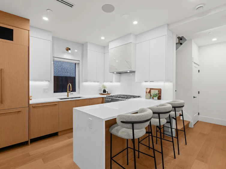 1-4549 W 11th Avenue, Vancouver, BC, V6R 2M5 - 18