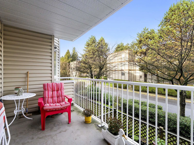 208-13475 96 Avenue, Surrey, BC, V3V 1Y8 - 14