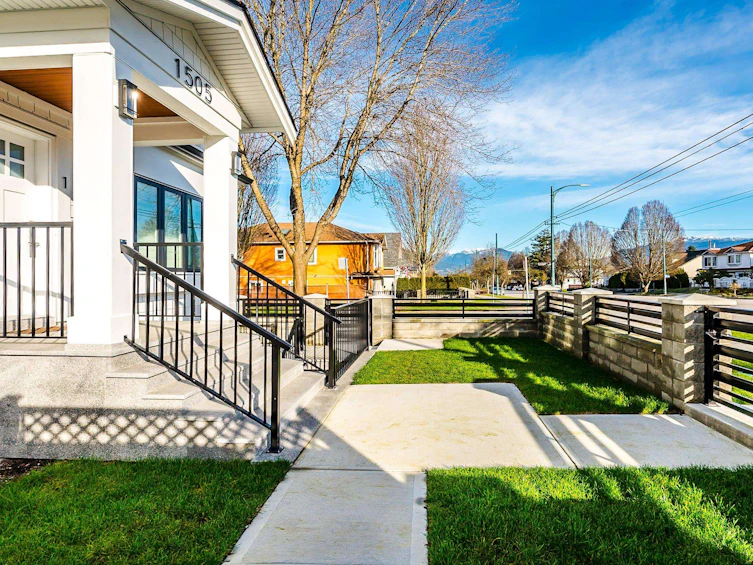 1505 Renfrew Street, Vancouver, BC, V5K 4C8 - 4