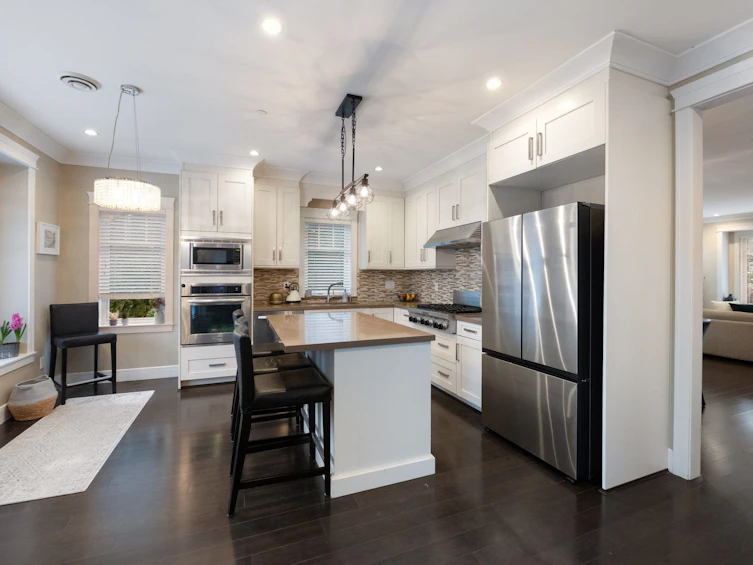 2798 W 19th Avenue, Vancouver, BC, V6L 1E3 - 12