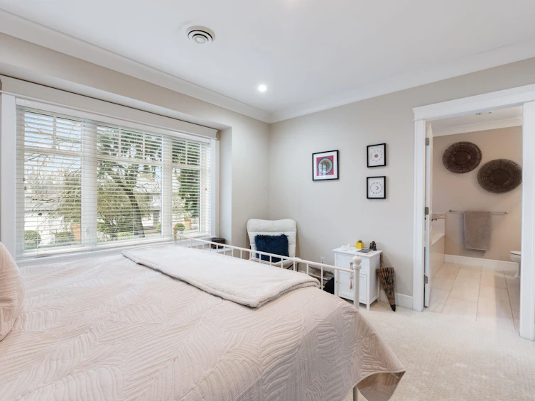 2798 W 19th Avenue, Vancouver, BC, V6L 1E3 - 15