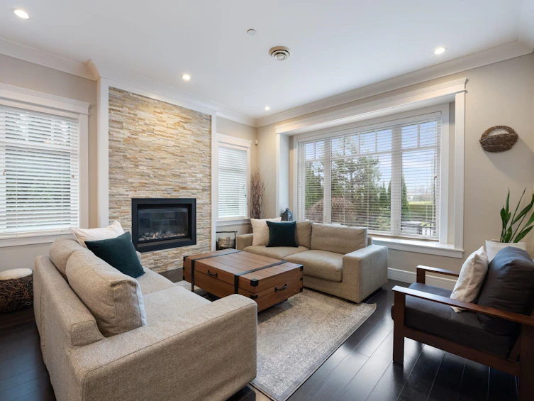 2798 W 19th Avenue, Vancouver, BC, V6L 1E3 - 2