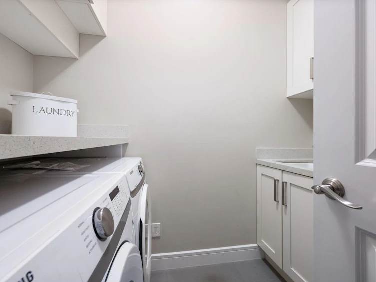 2798 W 19th Avenue, Vancouver, BC, V6L 1E3 - 25