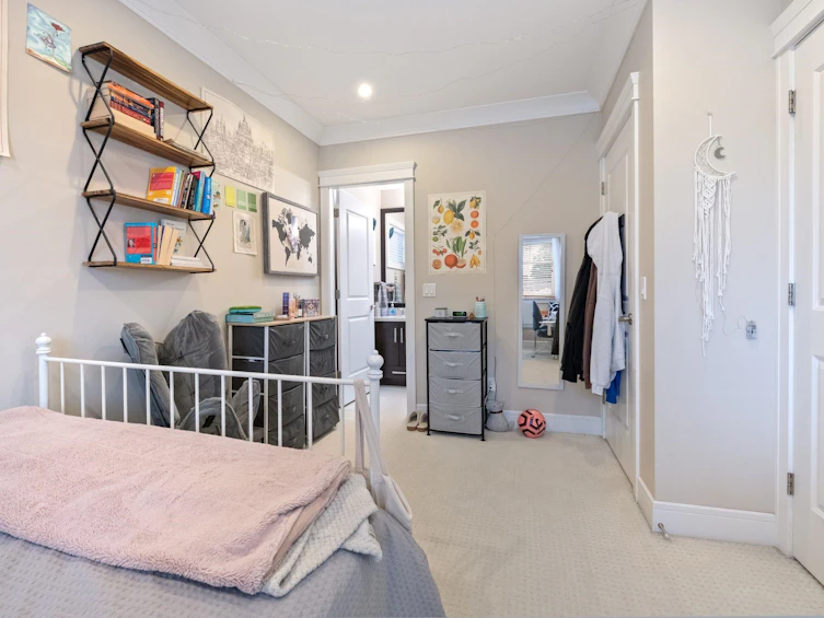 2798 W 19th Avenue, Vancouver, BC, V6L 1E3 - 23