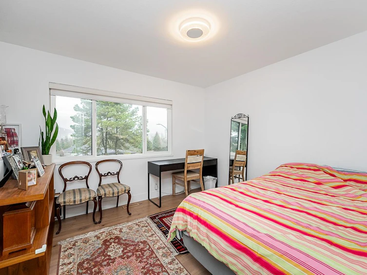 9150 Wilberforce Street, Burnaby, BC, V3N 4C6 - 21