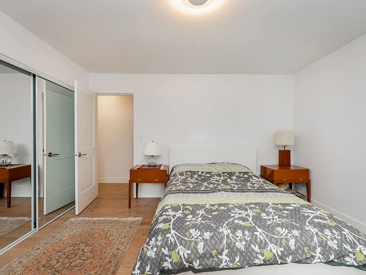 9150 Wilberforce Street, Burnaby, BC, V3N 4C6 - 20
