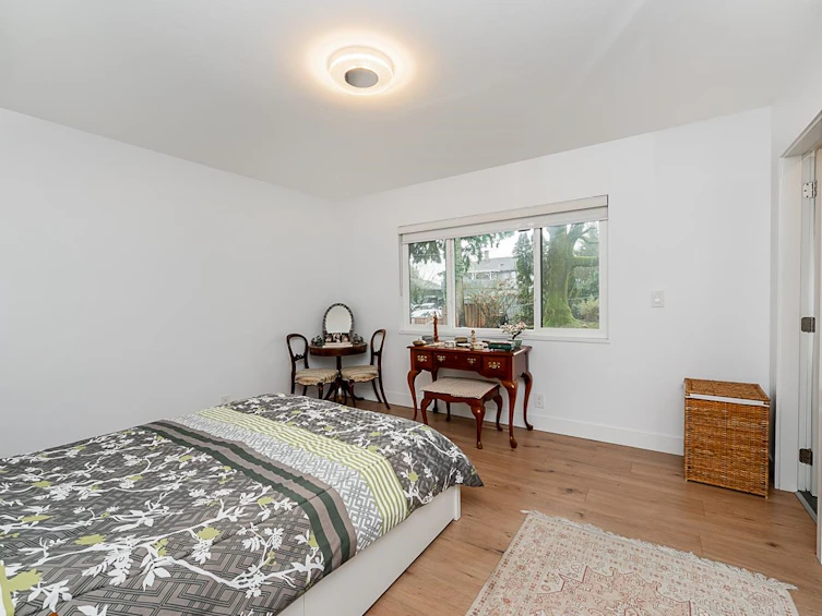 9150 Wilberforce Street, Burnaby, BC, V3N 4C6 - 19