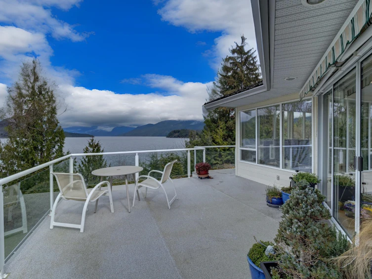 6484 N Gale Avenue, Sechelt, BC, V7Z 0L1 - 7