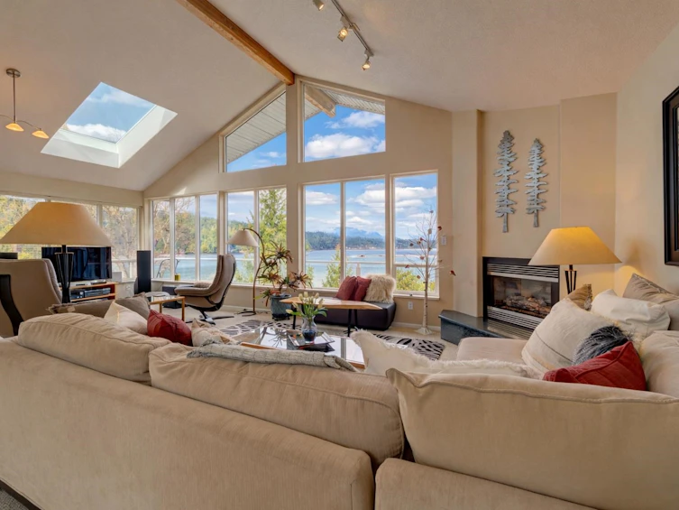 6484 N Gale Avenue, Sechelt, BC, V7Z 0L1 - 15