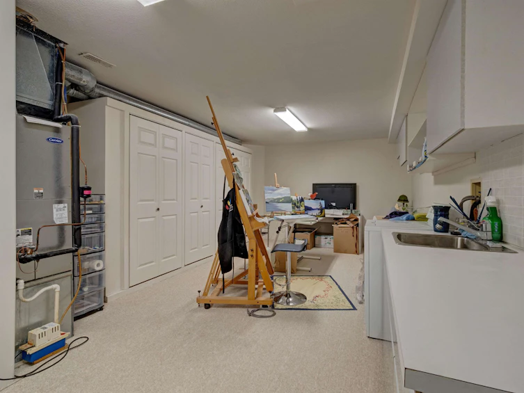6484 N Gale Avenue, Sechelt, BC, V7Z 0L1 - 36
