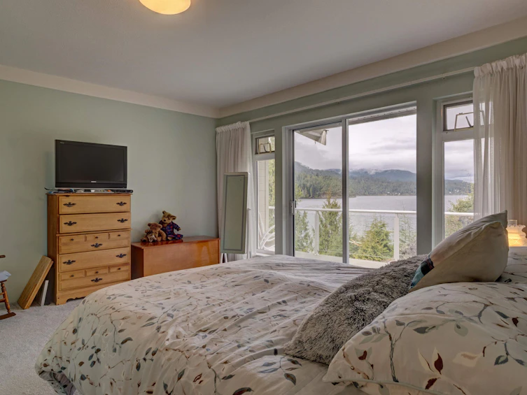 6484 N Gale Avenue, Sechelt, BC, V7Z 0L1 - 34