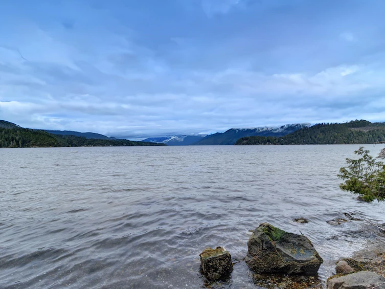 6484 N Gale Avenue, Sechelt, BC, V7Z 0L1 - 6