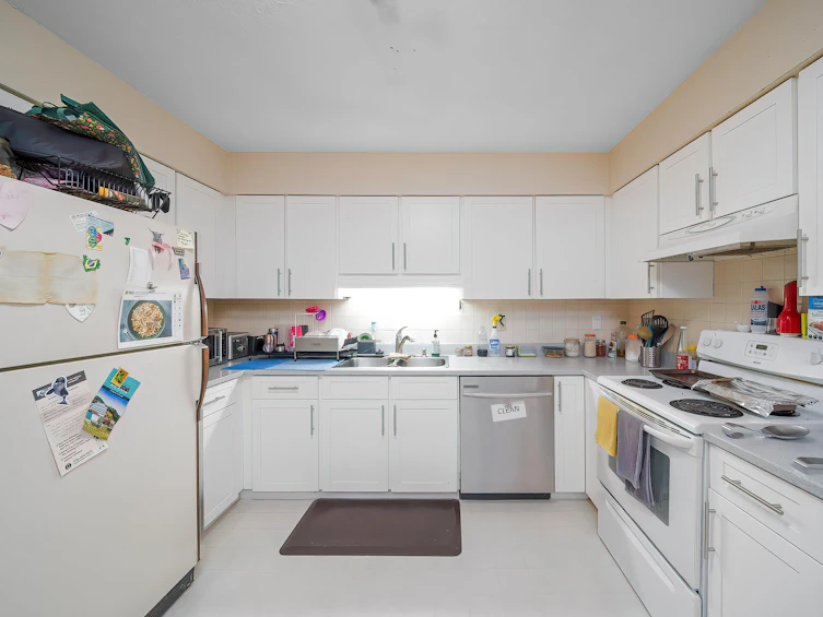 5734 Eglinton Street, Burnaby, BC, V5G 2B6 - 9