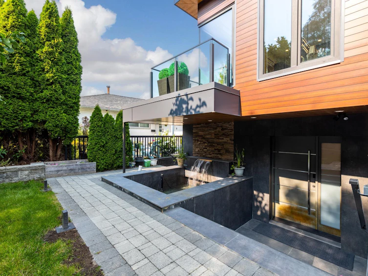 2863 W King Edward Avenue, Vancouver, BC, V6L 1V1 - 3