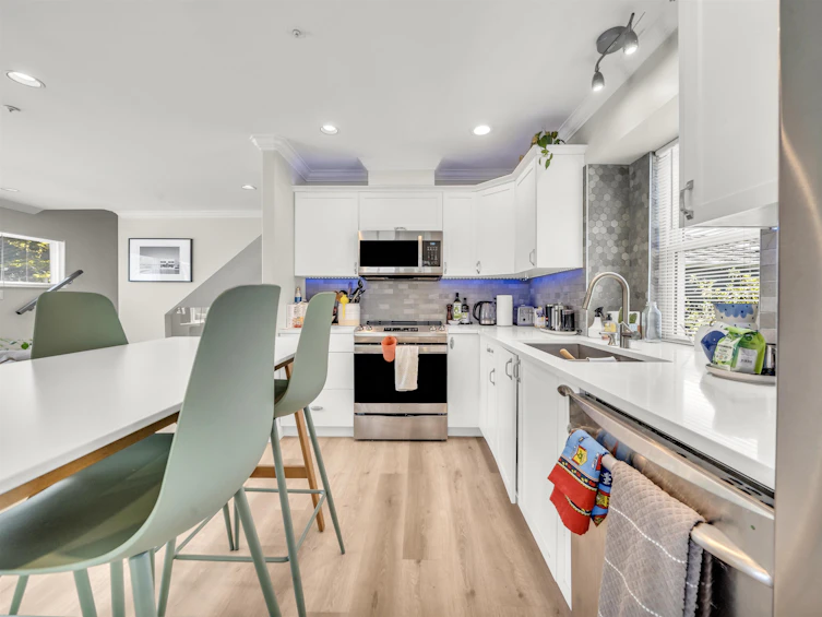 1089 E King Edward Avenue, Vancouver, BC, V5V 2E8 - 8