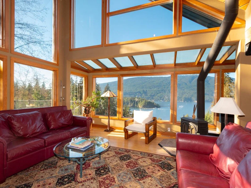 3426 Main Avenue, Port Moody BC V3H 4R3