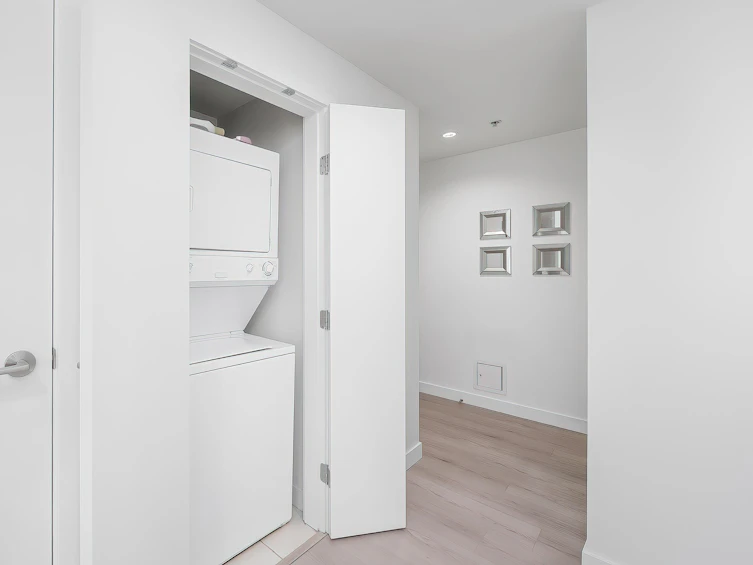 1703-5900 Alderbridge Way, Richmond, BC, V6X 0B6 - 4
