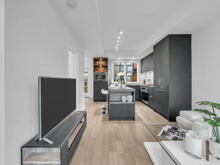 118-2070 Curling Road, North Vancouver, BC, V7P 0C9 - 4