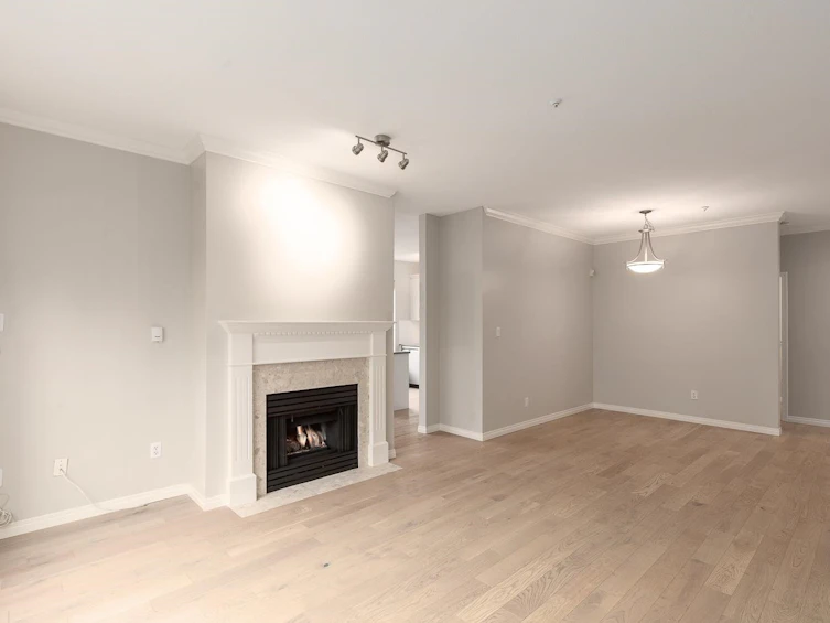 144-3098 Guildford Way, Coquitlam, BC, V3B 7W8 - 2