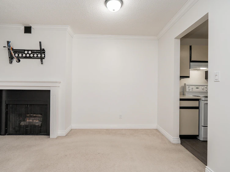 205-13364 102 Avenue, Surrey, BC, V5T 5L8 - 10