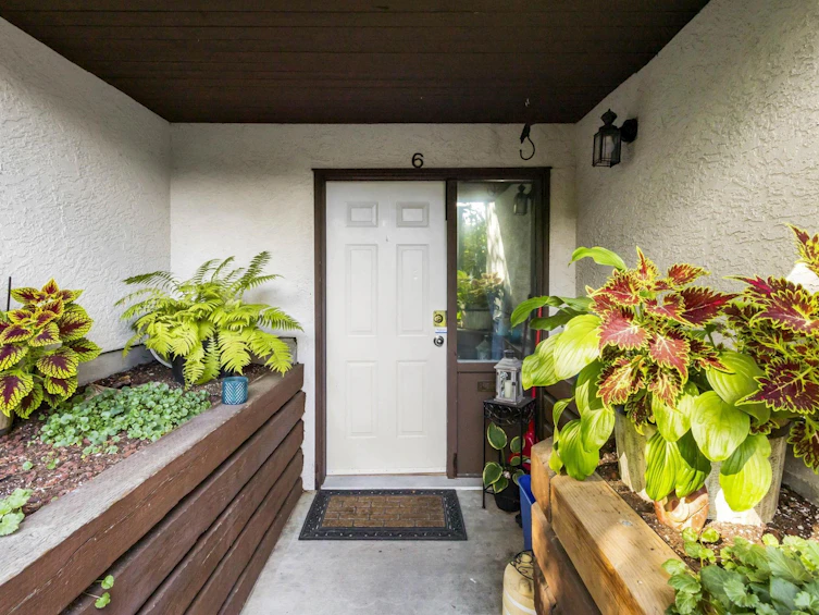 6-340 Ginger Drive, New Westminster, BC, V3L 5L7 - 5
