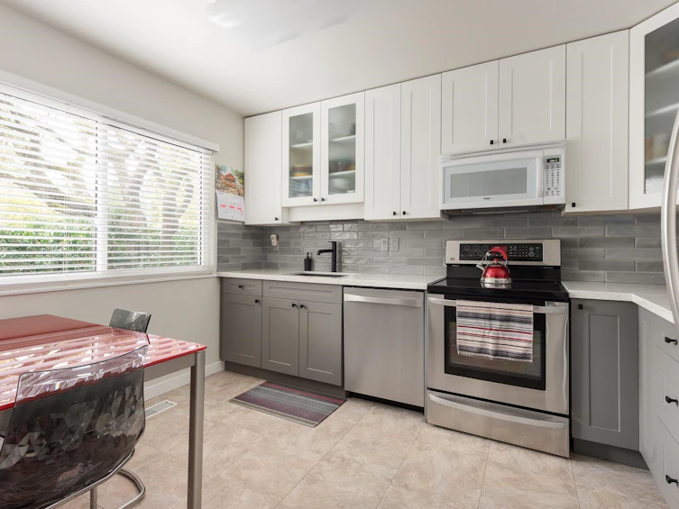 4603 Hoskins Road, North Vancouver, BC, V7K 2R2 - 4