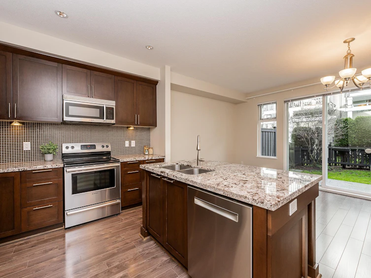 120-1460 Southview Street, Coquitlam, BC, V3E 0G6 - 4
