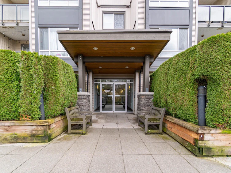 303-2943 Nelson Place, Abbotsford, BC, V2S 7G2 - 2