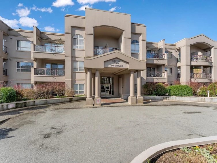 215-2109 Rowland Street, Port Coquitlam, BC, V3C 6J4 - 15
