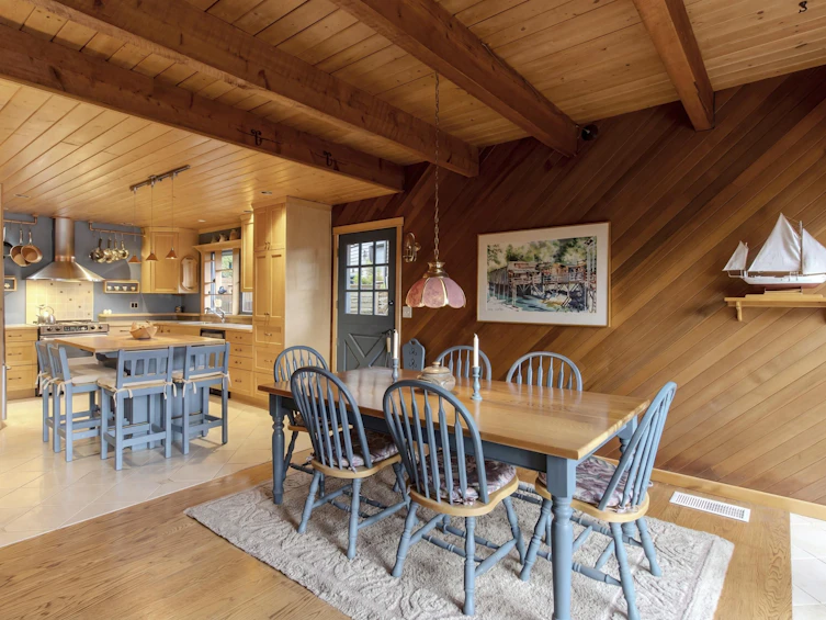 2317 Greenwood Way, Squamish, BC, V0N 1T0 - 2