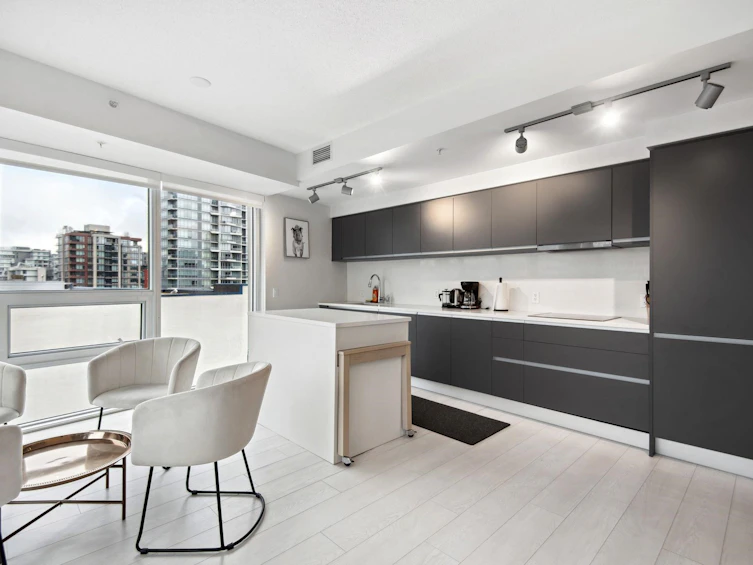 602-180 E 2nd Avenue, Vancouver, BC, V5T 0K4