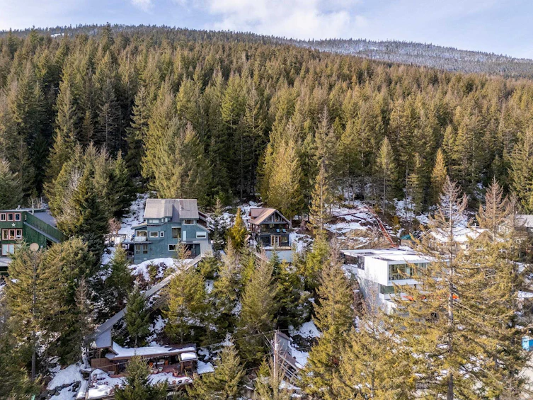 8706 Wedgeview Place, Whistler, BC, V8E 0G1 - 26