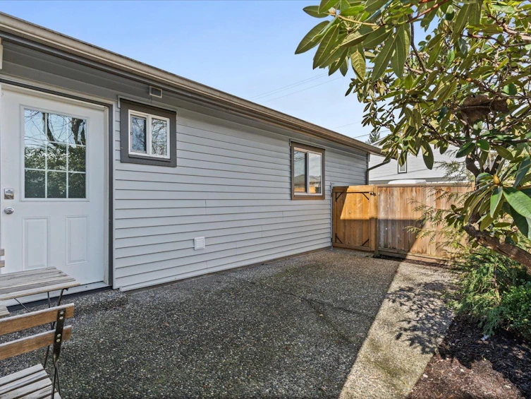 27-46689 First Avenue, Chilliwack, BC, V2P 1X5 - 3