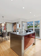 128 W 12th Avenue