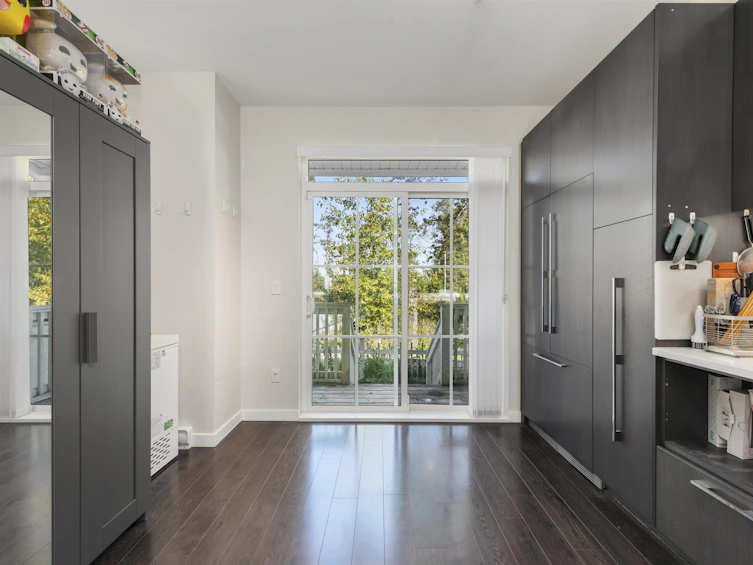 27-5551 Admiral Way, Delta, BC, V4K 0C9 - 5