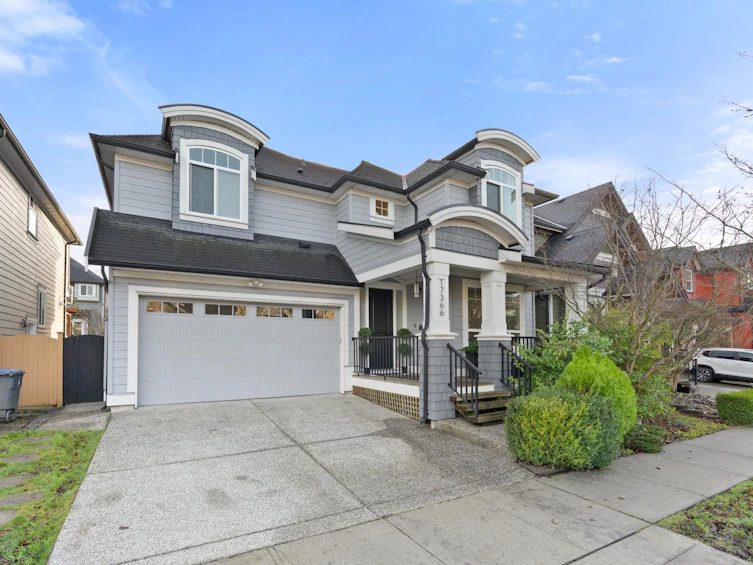17366 0b Avenue, Surrey, BC, V3Z 8L2 - 2