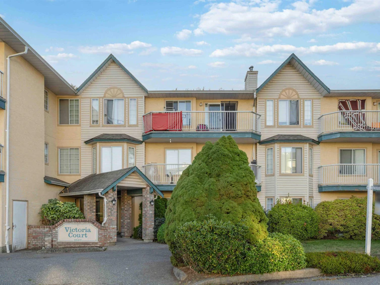 206-2567 Victoria Street, Abbotsford, BC, V2T 2T4